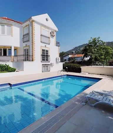 Вилла Tropical Mountain With Pool & Sea View *