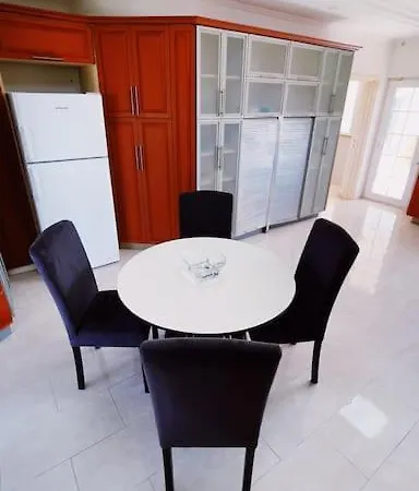 Tropical Mountain With Pool & Sea View * Kyrenia (Northern Cyprus)