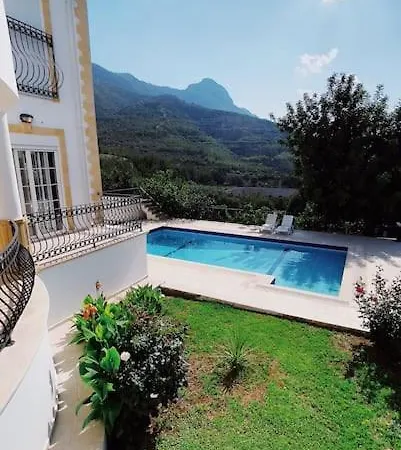 Tropical Mountain With Pool & Sea View * Кирения